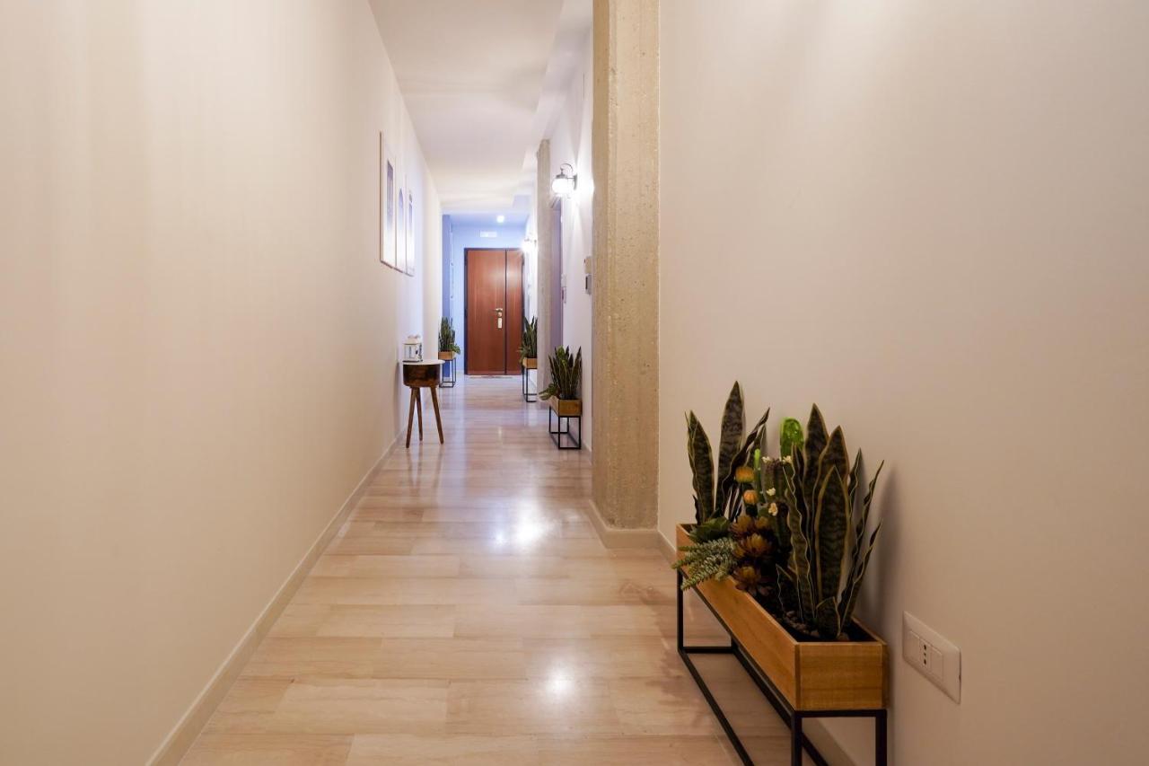 Mediterranea Apartment- Central Station - Free Wifi&Netflix Bari Ruang foto