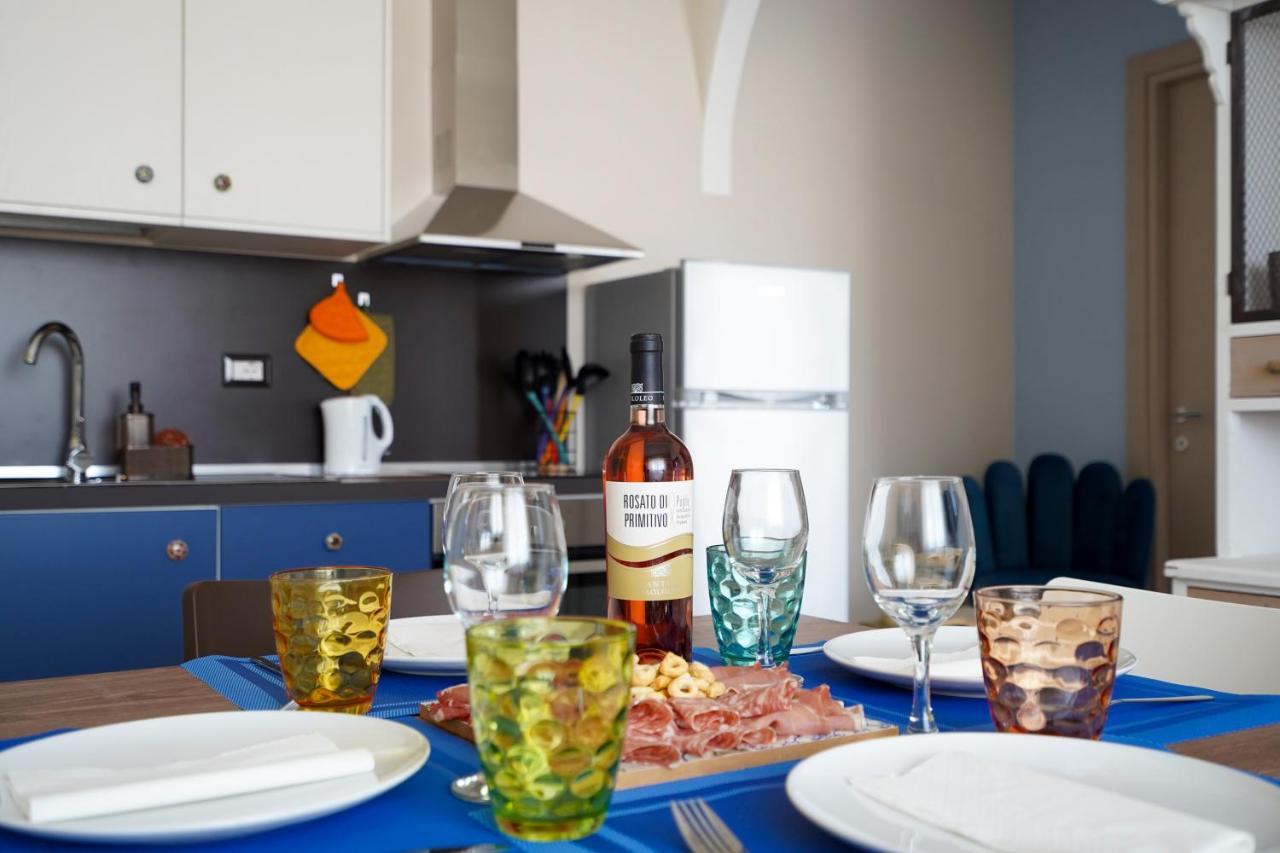 Mediterranea Apartment- Central Station - Free Wifi&Netflix Bari Bagian luar foto